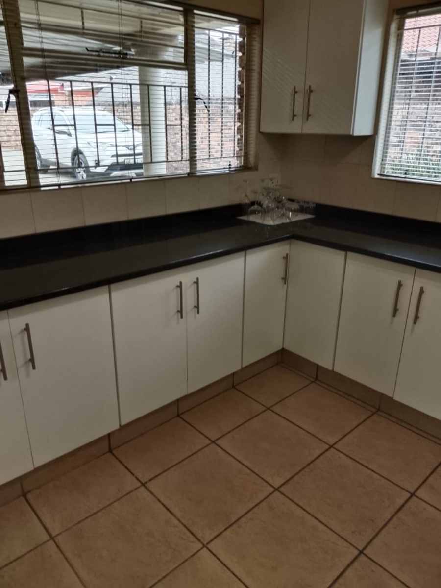 3 Bedroom Property for Sale in Meiringspark North West